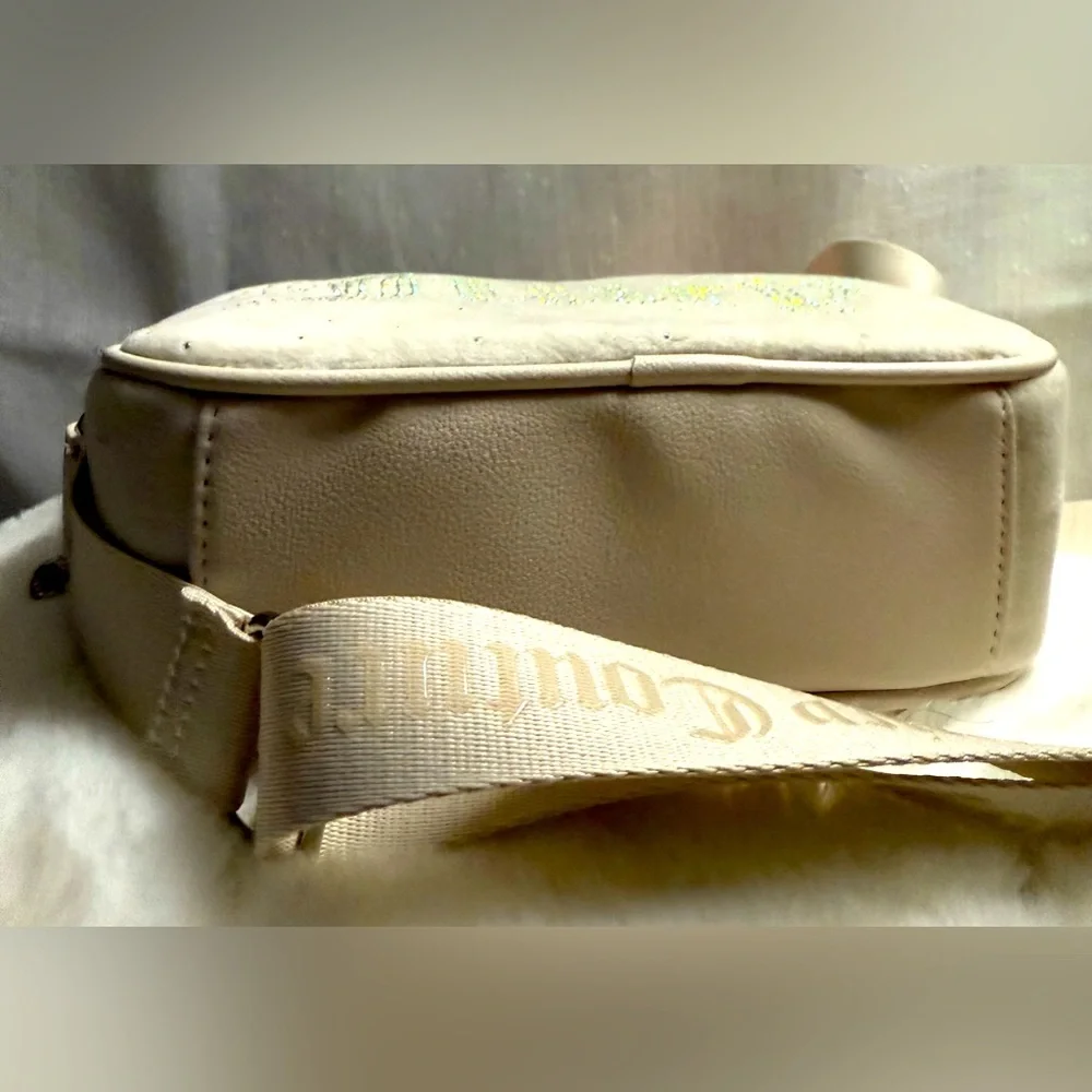 NEW Juicy Couture White Fuzzy Camera Crossbody Bag
